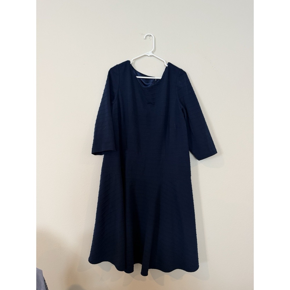 Navy Blue Plus Size 20 Tahari Brand 3/4 Length Minimalist Sheath Dress